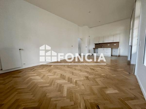 Location Appartement 4 pièces 79 m² - 3 rue Saint-Charles Versailles 78000