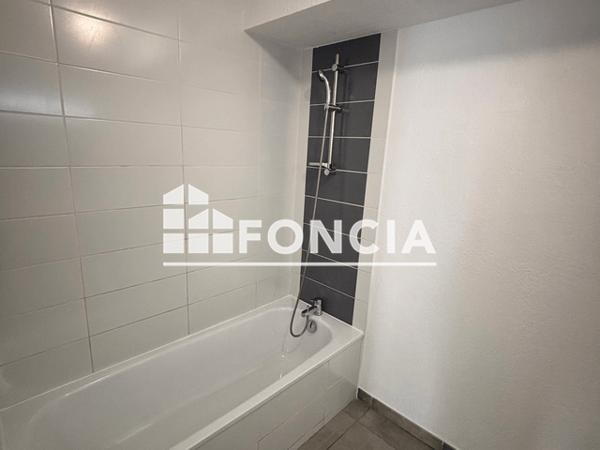 Location Appartement 3 pièces 62.9 m² - RESIDENCE CARRE ANGELITE Toulouse 31200