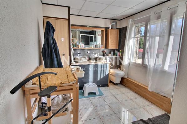 Maison 5 pièces à vendre à Reims - Secteur Parc de Champagne - jardin et garage