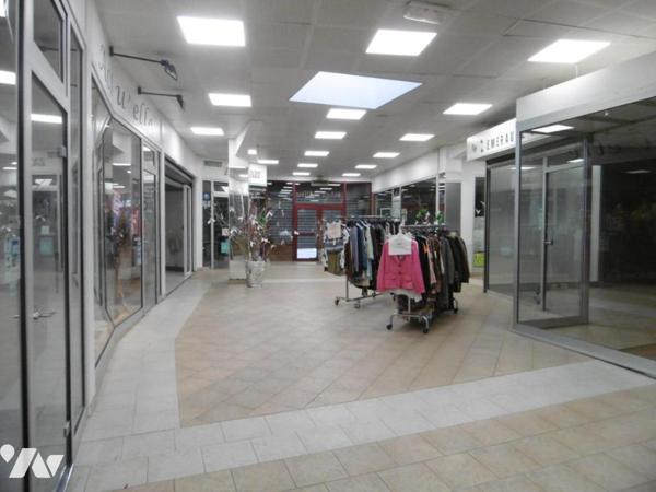 CENTRE VILLE : galerie commerciale