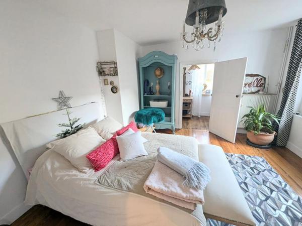 Appartement Bourg En Bresse 5 pièce(s) 151.2 m2