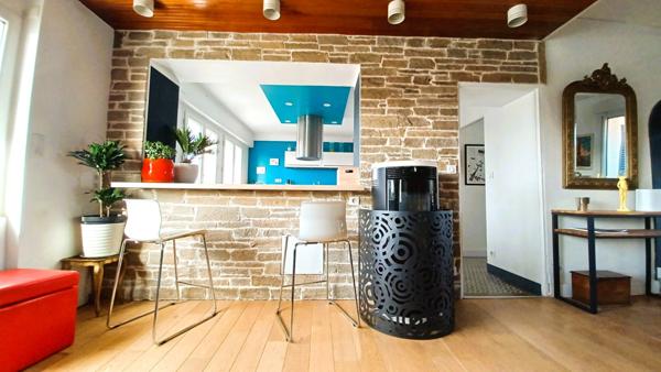 Maison bords de Loire 5 chambres 178 m² habitables et terrasse avec vue Loire