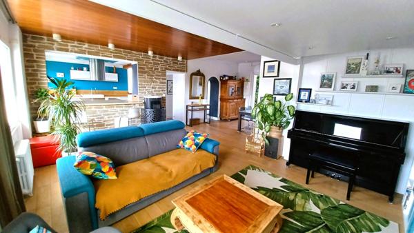 Maison bords de Loire 5 chambres 178 m² habitables et terrasse avec vue Loire