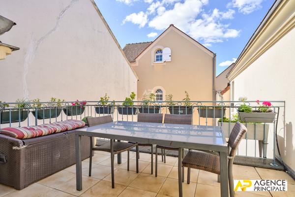 Appartement Hyper-centre 8 pièce(s) 186 m2 €1 300 000 ** - Référence 4469