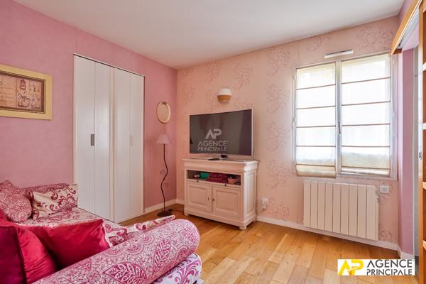 Appartement Hyper-centre 8 pièce(s) 186 m2 €1 300 000 ** - Référence 4469