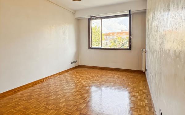Appartement à vendre    3 pièces • 68,80 m2 Nice
