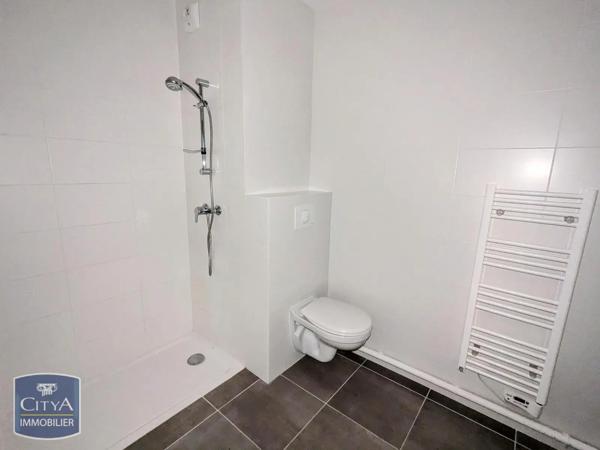 Appartement à louer 1 pièce 27.99m²