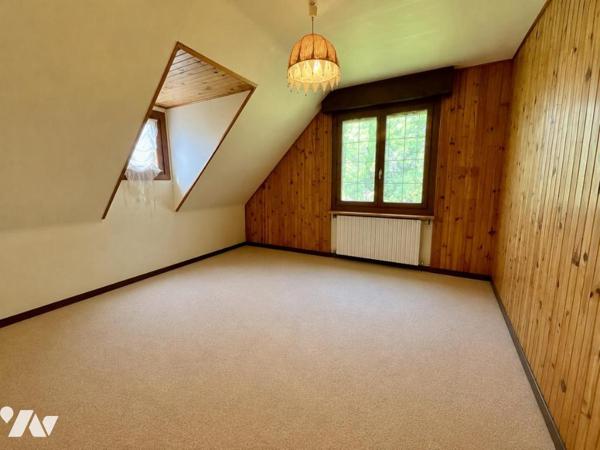 PLOEMEUR - Maison de 186m² dans un écrin de verdure de plus de 3000m² à 5min en voiture du bourg