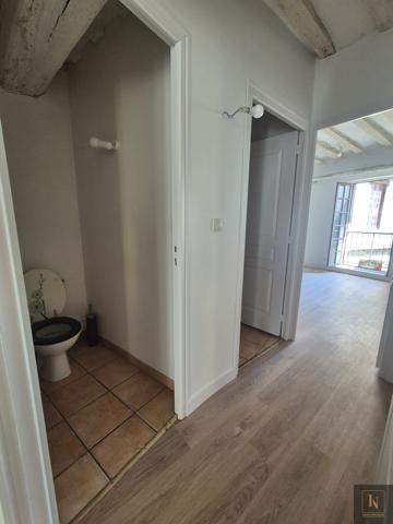 Appartement
                                                                                                                                                                                                                                                                                                                        6 pièce(s)                                                                                                                                                                                                          2 chambre(s)                                                                                                                                                                                                          106.02  m²