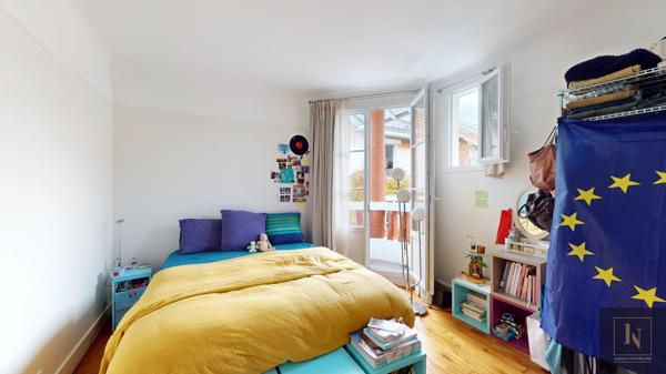 Maison
                                                                                                                                                                                                                                                                                                                        6 pièce(s)                                                                                                                                                                                                          4 chambre(s)                                                                                                                                                                                                          185  m²