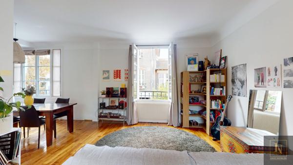 Maison
                                                                                                                                                                                                                                                                                                                        6 pièce(s)                                                                                                                                                                                                          4 chambre(s)                                                                                                                                                                                                          185  m²