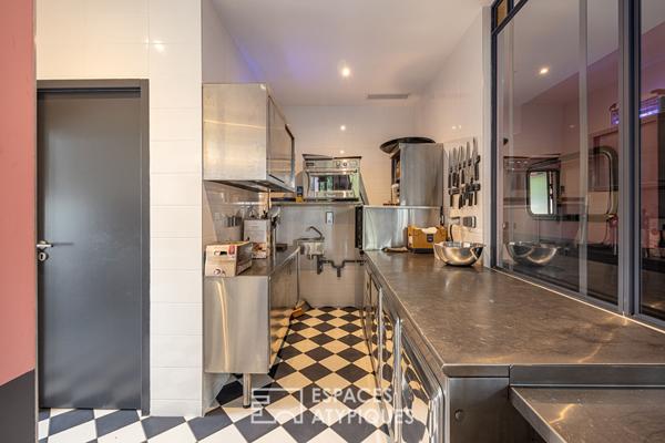 Ancien prieuré rénové à Genas