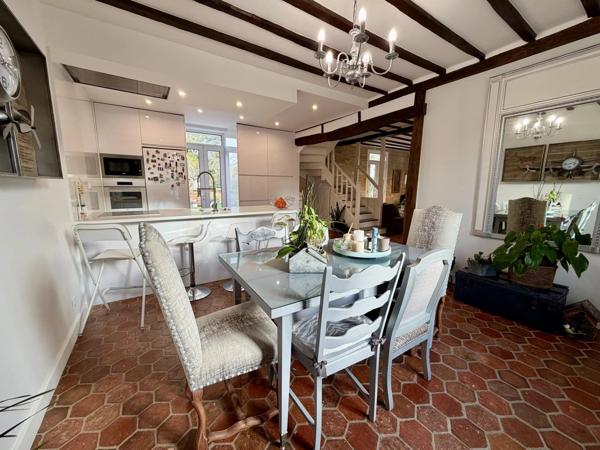 Vente Maison 5 pièces 102 m2 à Paris 10