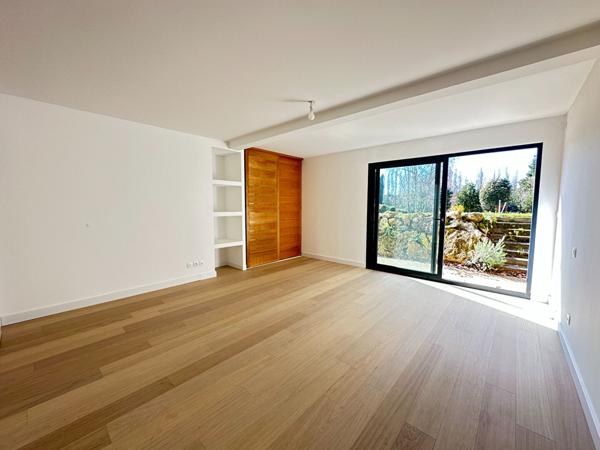 Maison d'architecte -2014- DPE B - 4 chambres - PISICNE