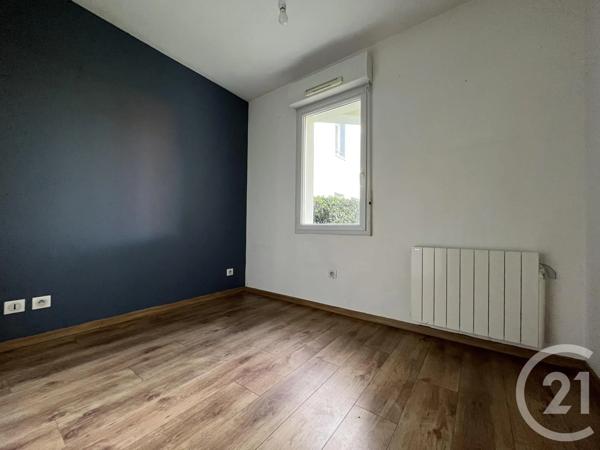 Appartement T2 à vendre  2 pièces - 41,54 m 2   REZE  - 44