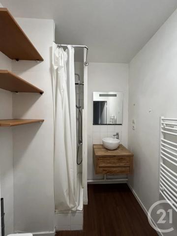 Appartement T2 à vendre  2 pièces - 41,54 m 2   REZE  - 44