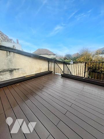 HYPER CENTRE APPARTEMENT AVEC TERRASSE