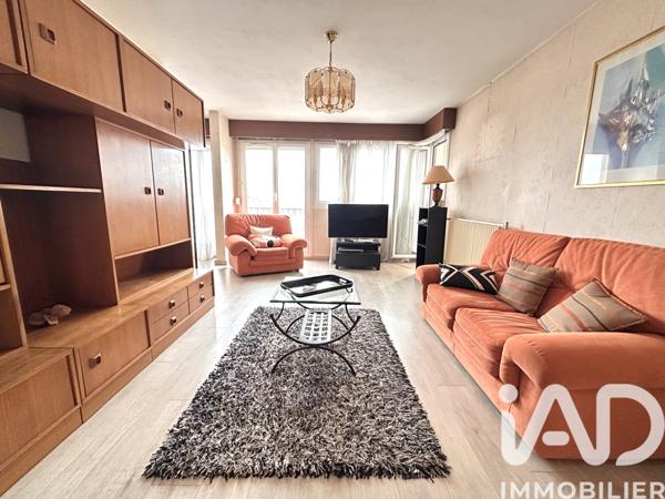 Appartement à vendre 4 pièces 77 m² Évry-Courcouronnes