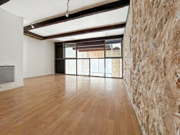 À VENDRE, Duplex type 7 de 169 m² en double destination habitation- local commerciale Marseille 1 er