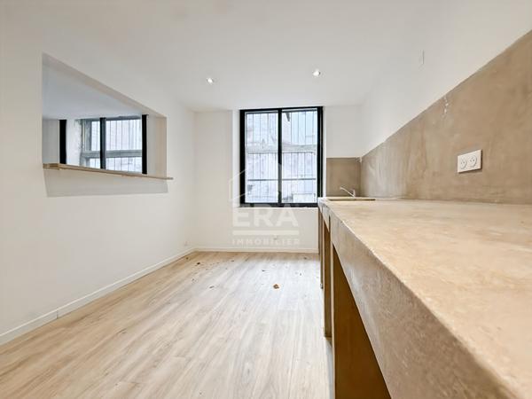 À VENDRE, Duplex type 7 de 169 m² en double destination habitation- local commerciale Marseille 1 er