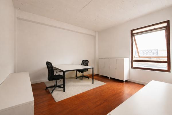 ARCHITECTURE URBAINE - 1970 - Appartement ou Bureaux hyper centre avec ascenseur - Bordeaux