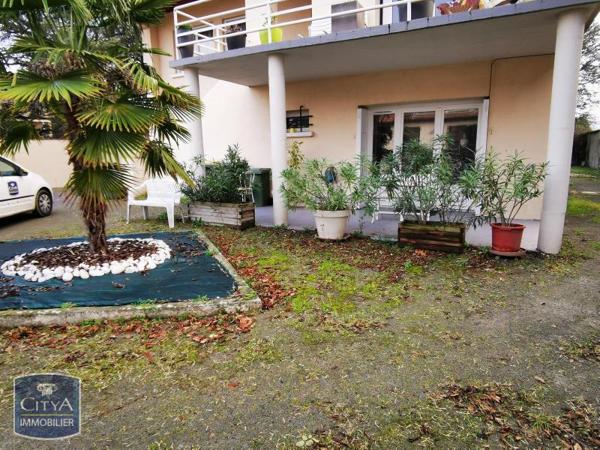 Appartement à louer 1 pièce 23.9m²