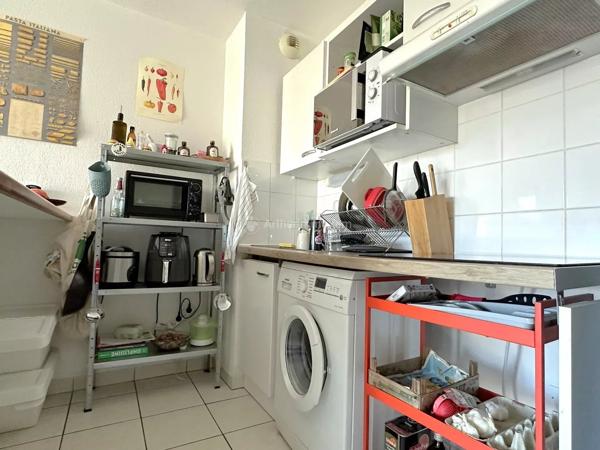 Vente                                                      Appartement
                        
                     3 pièces                      52 m2                     à Albi