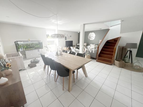 Maison 6 pièce(s) 3 chambre(s) 125 m²