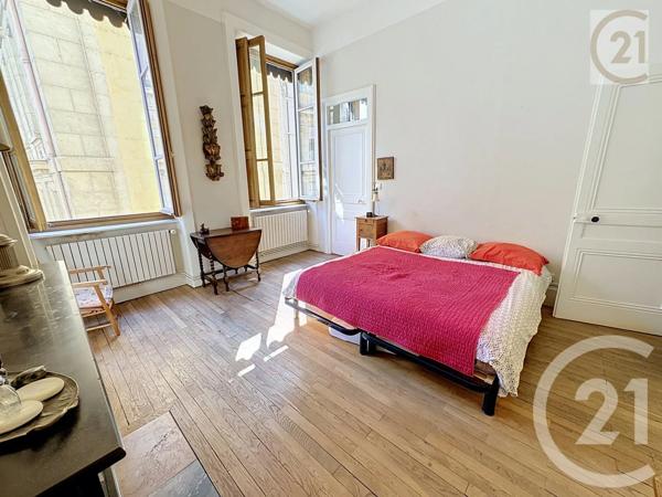 Appartement T3 à vendre  3 pièces - 99,94 m 2   LYON  - 69001