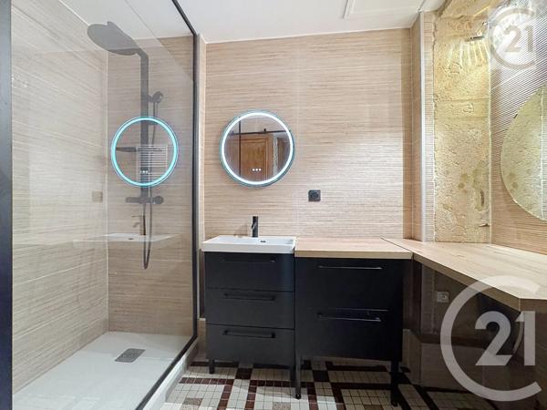 Appartement T3 à vendre  3 pièces - 99,94 m 2   LYON  - 69001