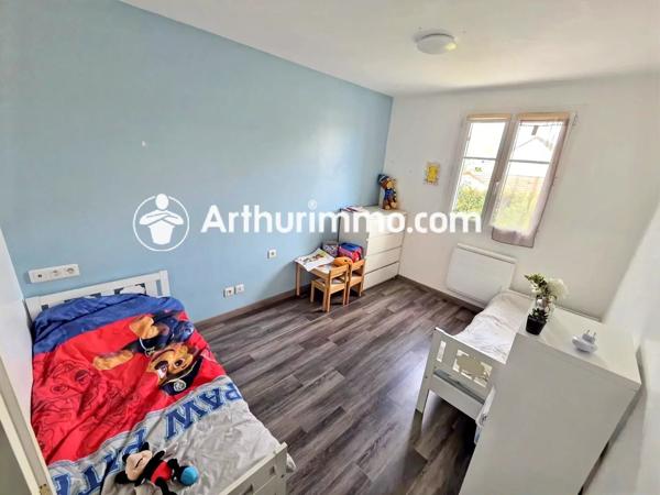 Vente Maison 4 pièces 80 m2 à Savigny-le-Temple