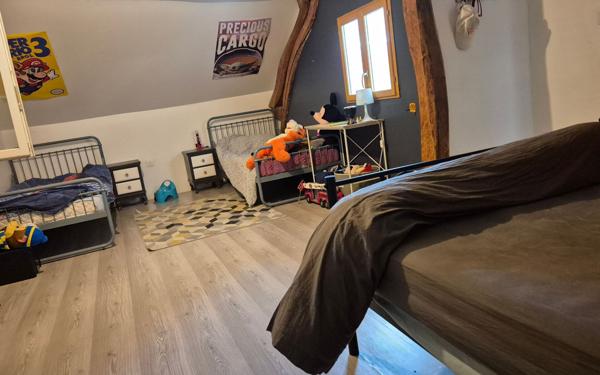 Maison à vendre    9 pièces • 300 m2 Criquebeuf-sur-Seine