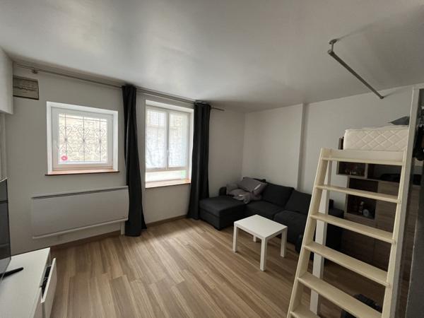 Appartement à vendre |  Vauréal |  1 pièce | 31,9 m²