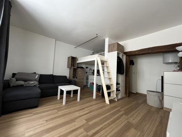 Appartement à vendre |  Vauréal |  1 pièce | 31,9 m²