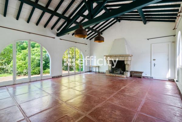 Maison 14 pièces - 450 m² Bien prestige