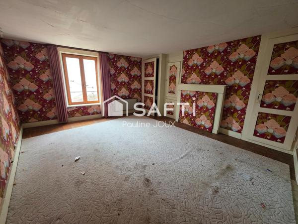 Maison de ville 120m2 avec terrain et dépendances