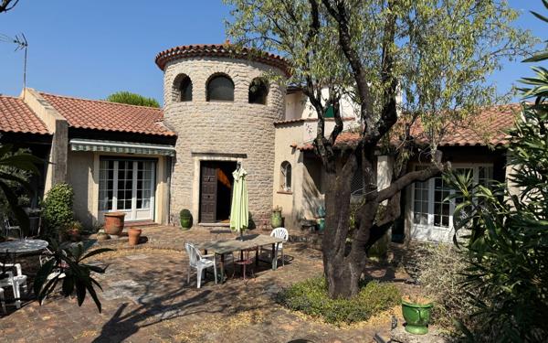 Maison à vendre    6 pièces •  Alès