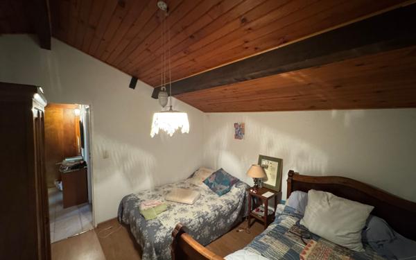 Maison à vendre    6 pièces •  Alès