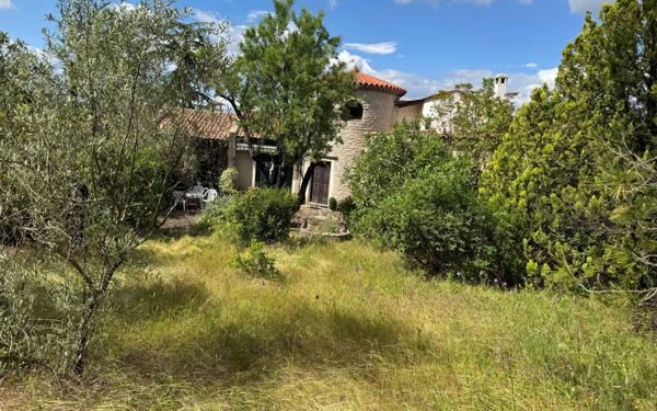 Maison à vendre    6 pièces •  Alès