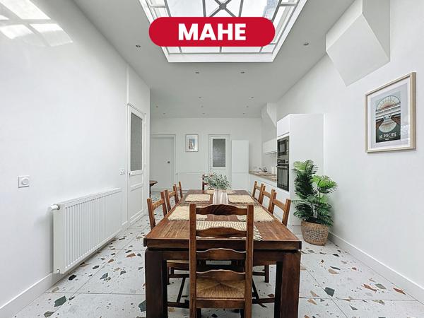 MAHÉ, Maison semi-individuelle rénovée de 117 m², charme et confort réunis