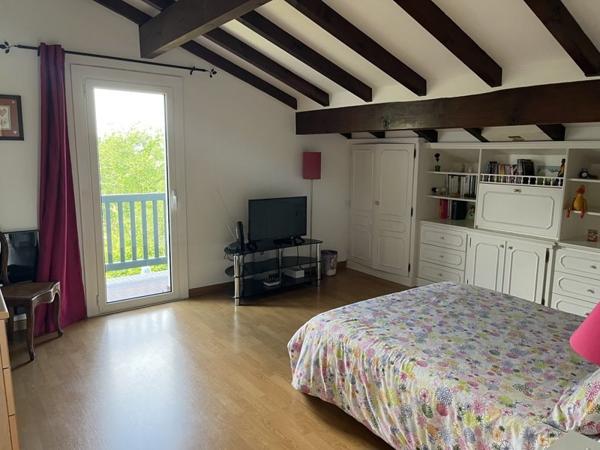 Maison à vendre |  Ascain |  5 pièces | 160 m²