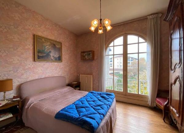 Maison à vendre    6 pièces •  Castres