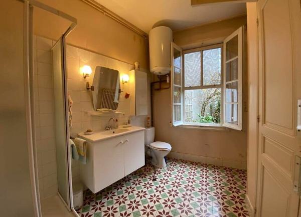 Maison à vendre    6 pièces •  Castres