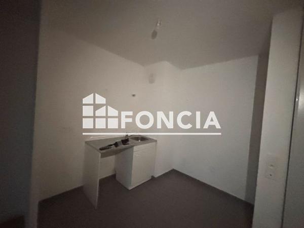 Location Appartement 2 pièces 41.7 m² - 2 CHEMIN DE LA PELOUSE Pontoise 95300