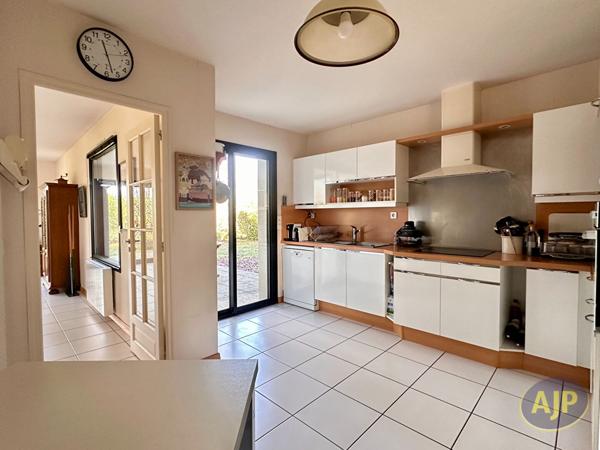 Vente maison Sautron : 687 000 € - AJP Immobilier Sautron