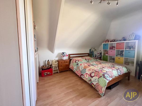 Maison à vendre Sautron - 7 pièces, 182m² avec 4 chambre(s) à 618 000€ - AJP Immobilier Sautron