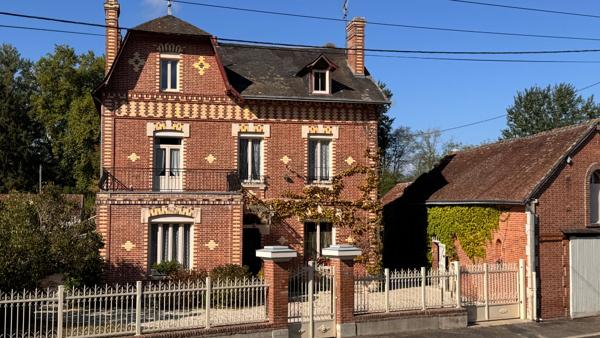 MAISON BOURGEOISE A VENDRE LA FERTE IMBAULT