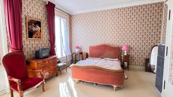 MAISON BOURGEOISE A VENDRE LA FERTE IMBAULT