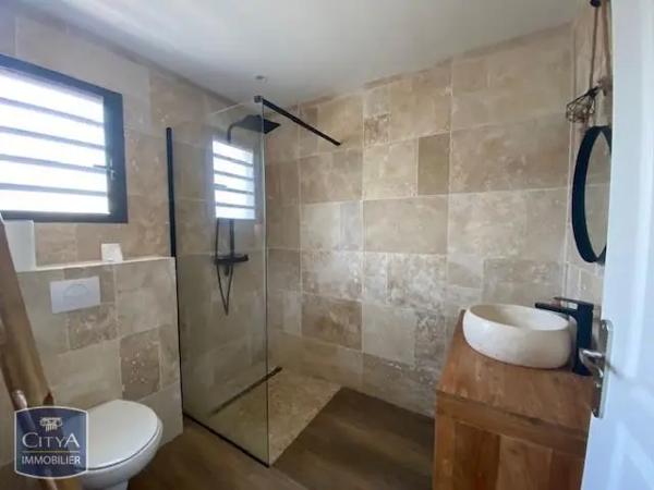 Maison à louer 4 pièces 76.41m²