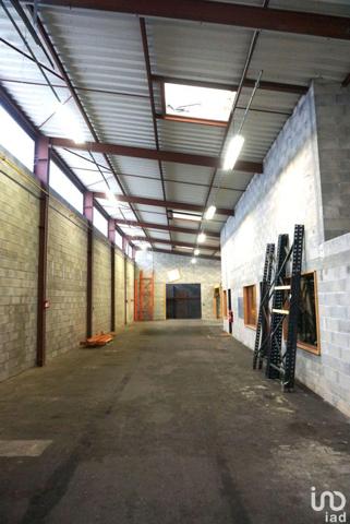 Atelier à vendre 513 m² Besançon